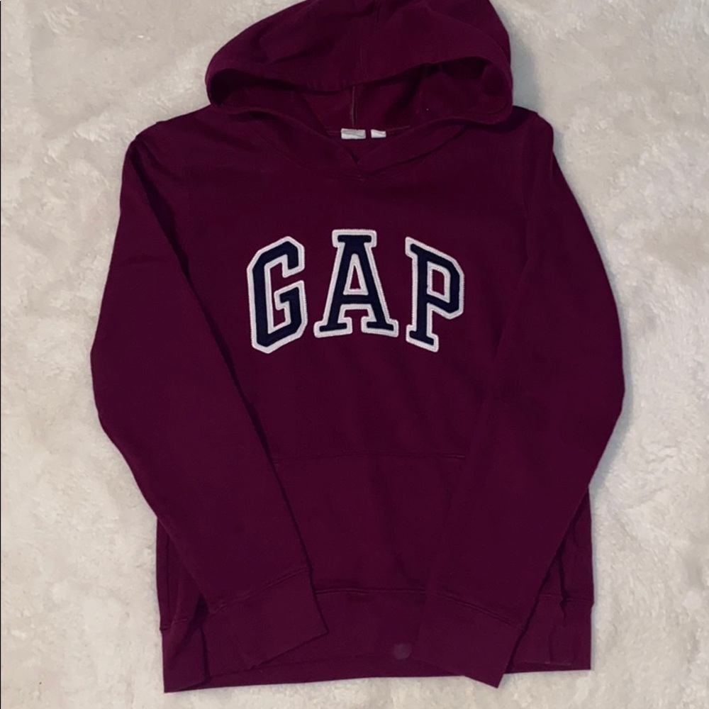 Gap Maroon sweatshirt